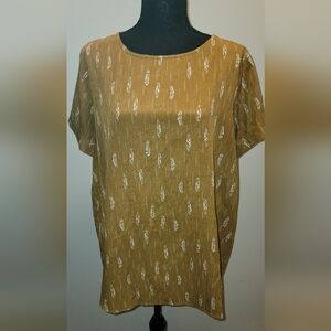 A Dip Of Darling Gold Patterned Shirt